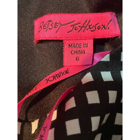 Betsey Johnson Checkered Black & White Short Sleeve Dress, Women's Size 6 - Picture 9 of 11